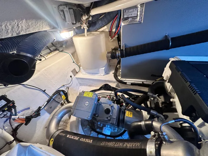 The Seaker Yacht Photos Pics Engine room of 2015 Cruisers Yachts 41 Cantius with Volvo Penta engine.