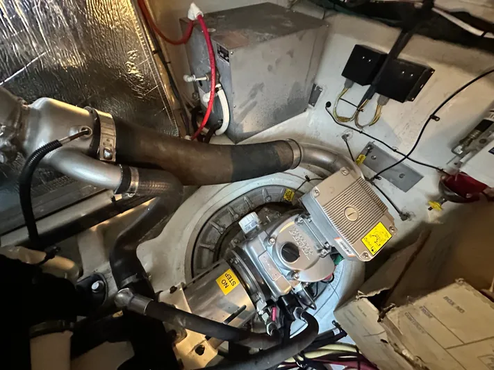 The Seaker Yacht Photos Pics Engine room of the 2015 Cruisers Yachts 41 Cantius.