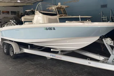 Boston Whaler 210 Dauntless