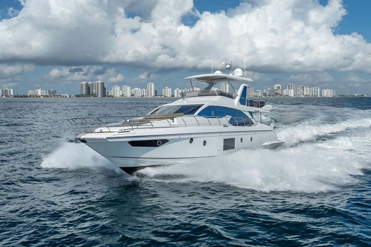 2019 Azimut 66 