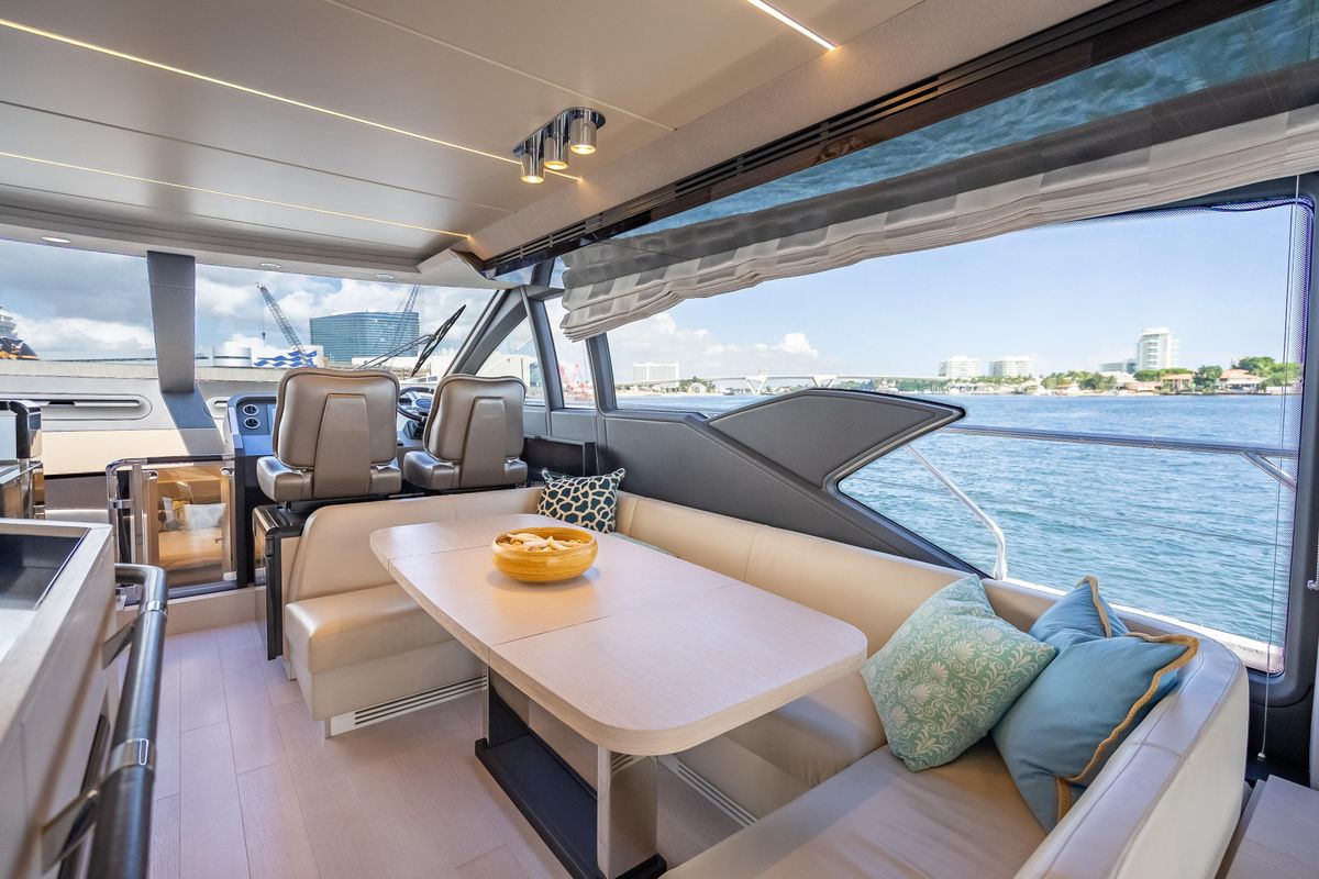2019 Azimut 66 