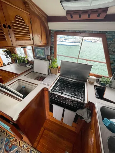 Blue Max Yacht Photos Pics 