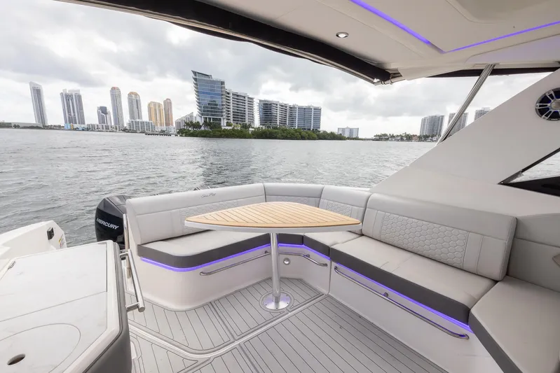 M&m Yacht Photos Pics 