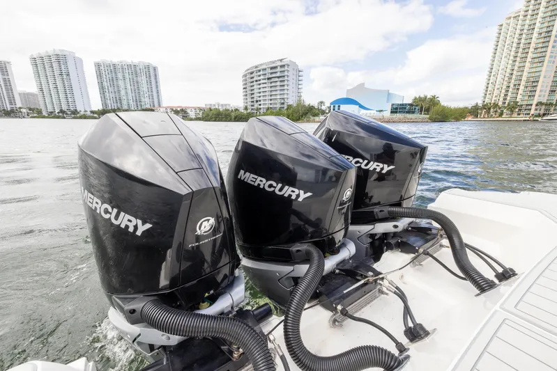 M&m Yacht Photos Pics 