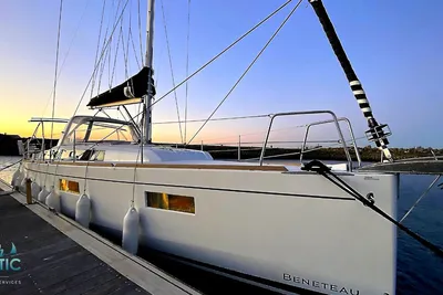 2018 Beneteau Oceanis 38.1