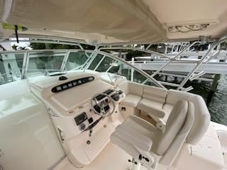 2007 Grady-White Express 360