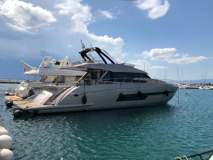 Alilea Yacht Photos Pics 