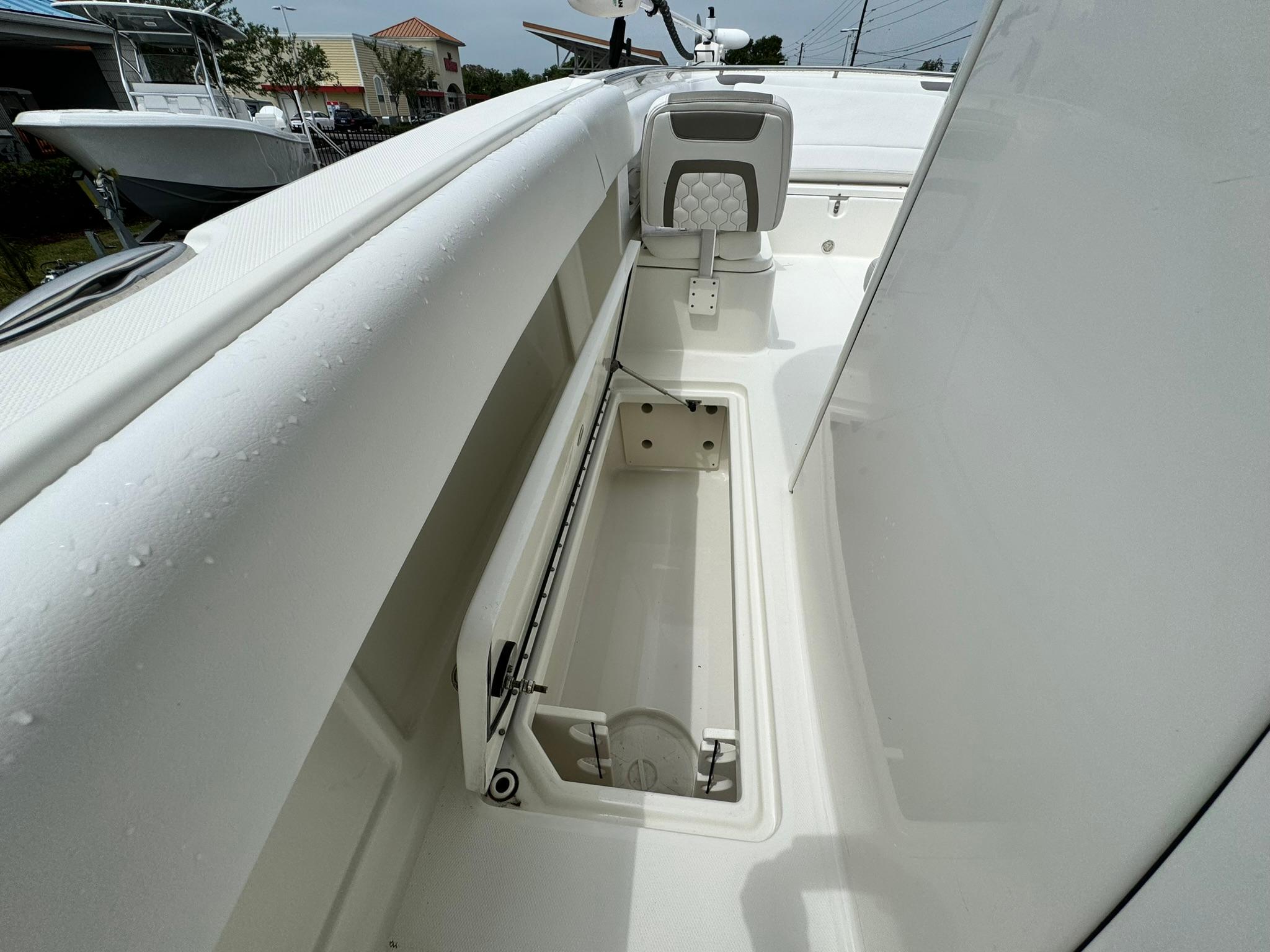 2019 World Cat 280CC-X Center Console for sale - YachtWorld