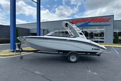 Yamaha Boats 195S
