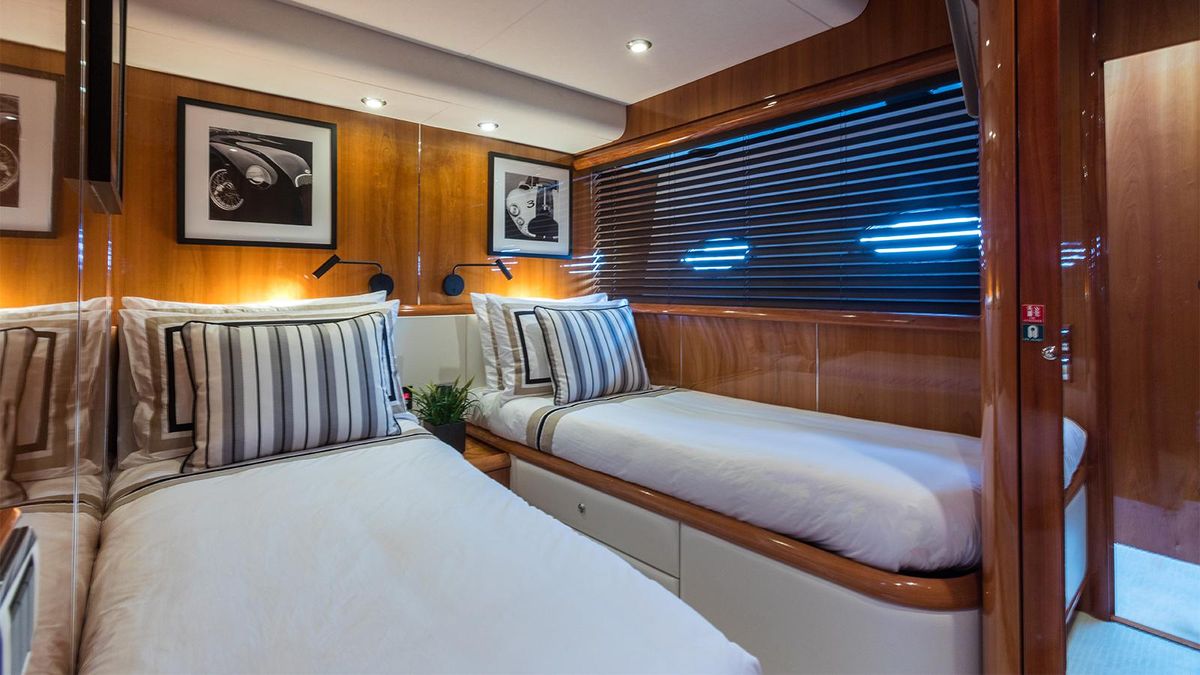 2002 Sunseeker 92 