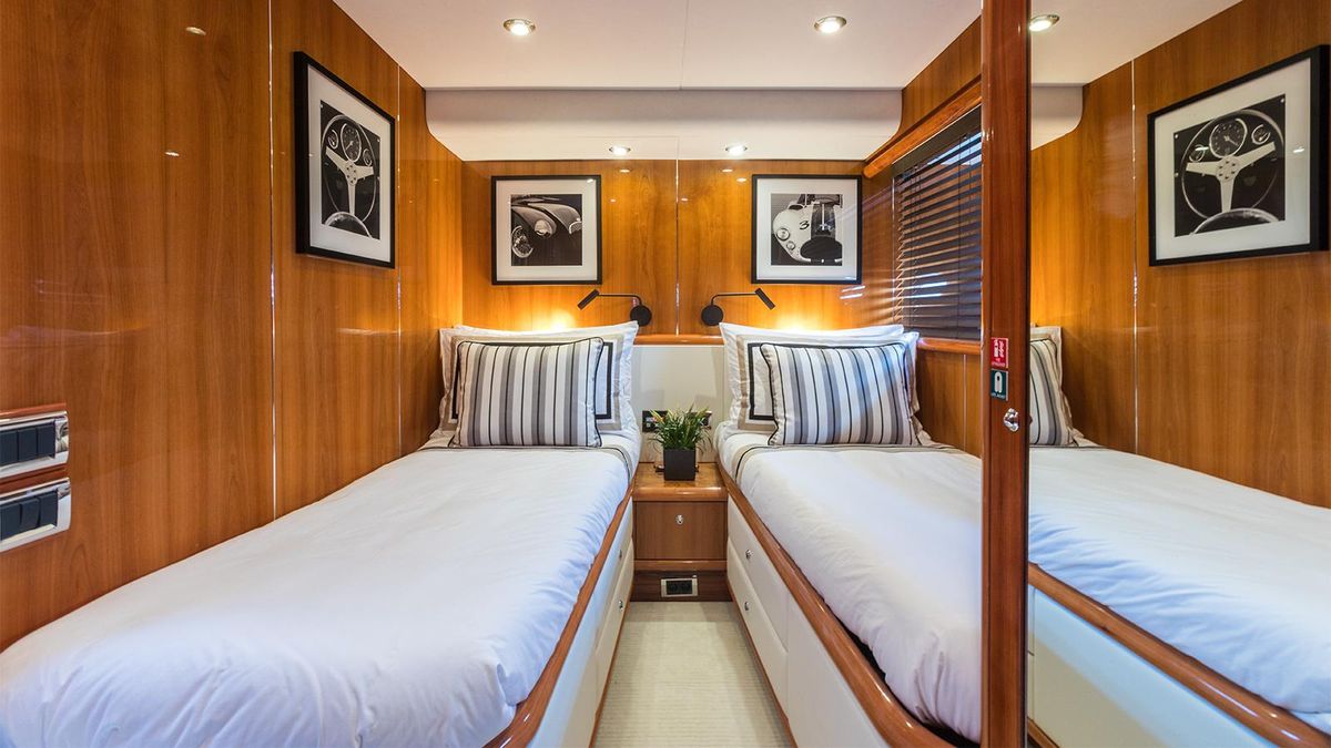 2002 Sunseeker 92 