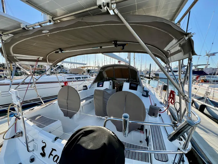 Falkor Yacht Photos Pics 