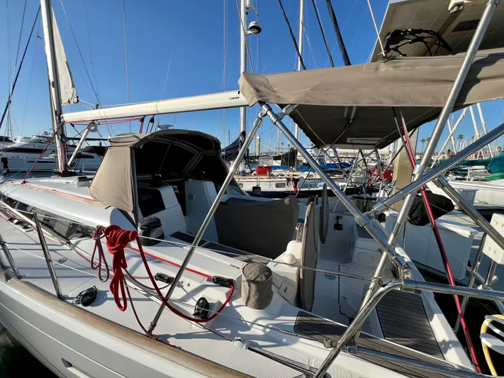 Falkor Yacht Photos Pics 