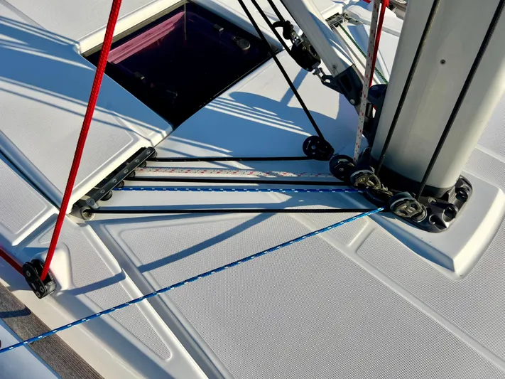 Falkor Yacht Photos Pics 