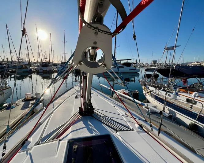 Falkor Yacht Photos Pics 