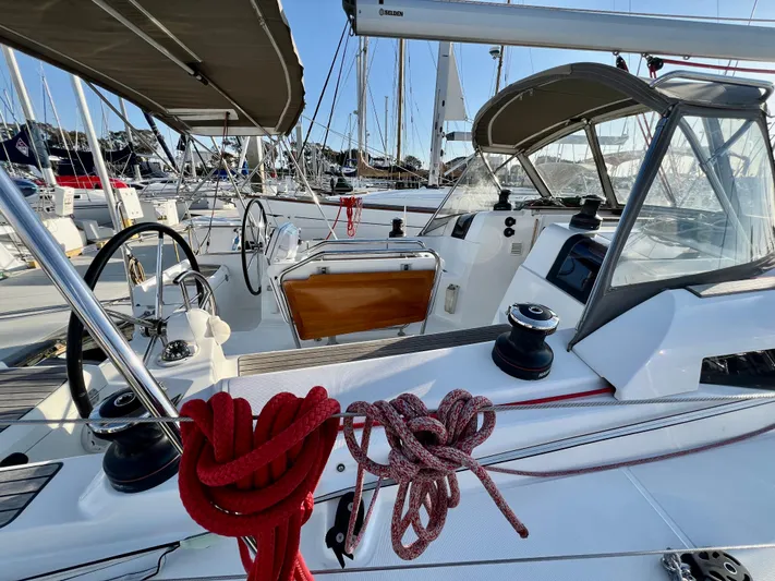 Falkor Yacht Photos Pics 