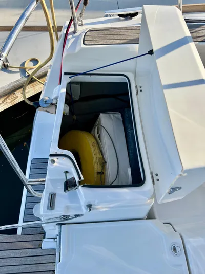 Falkor Yacht Photos Pics 