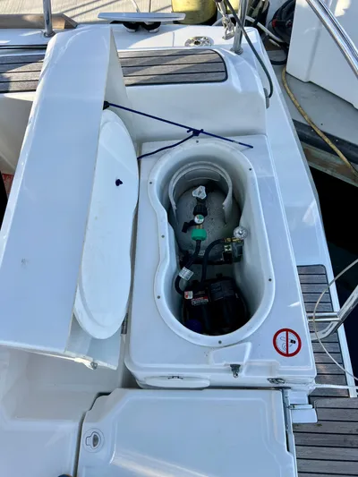 Falkor Yacht Photos Pics 