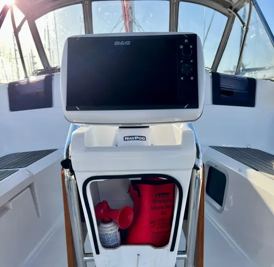 Falkor Yacht Photos Pics 