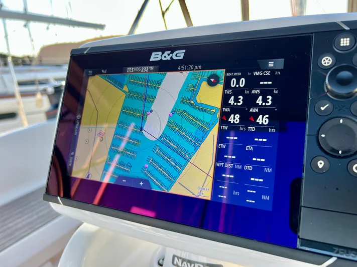 Falkor Yacht Photos Pics 