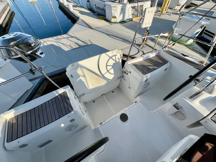 Falkor Yacht Photos Pics 