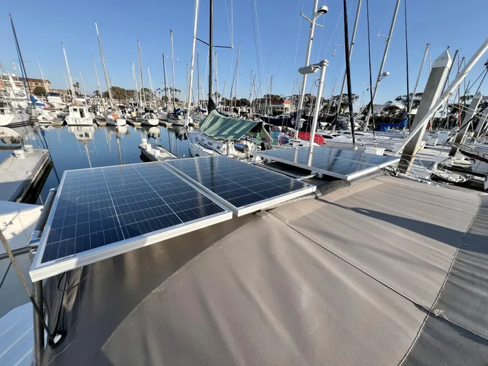 Falkor Yacht Photos Pics 