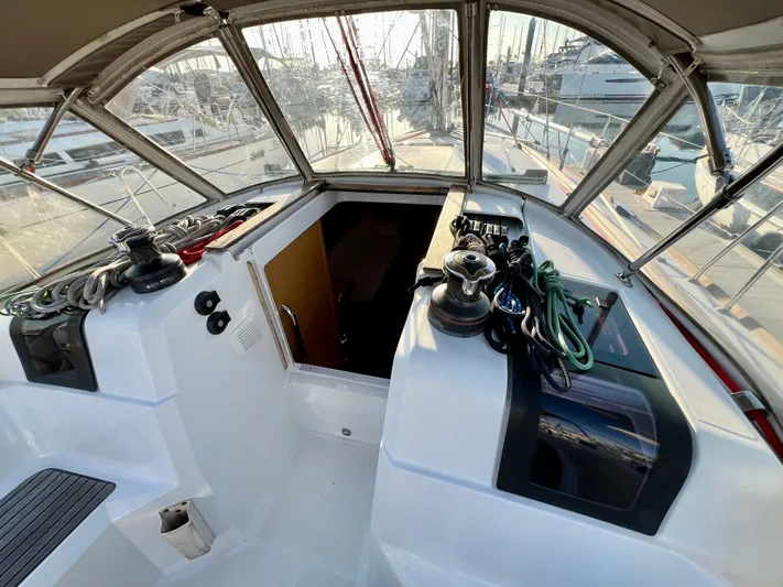 Falkor Yacht Photos Pics 