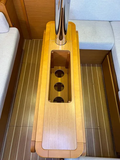 Falkor Yacht Photos Pics 