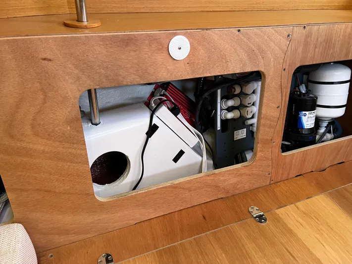 Falkor Yacht Photos Pics 