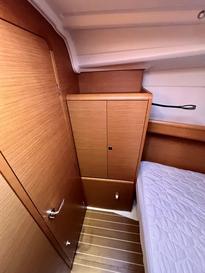 Falkor Yacht Photos Pics 