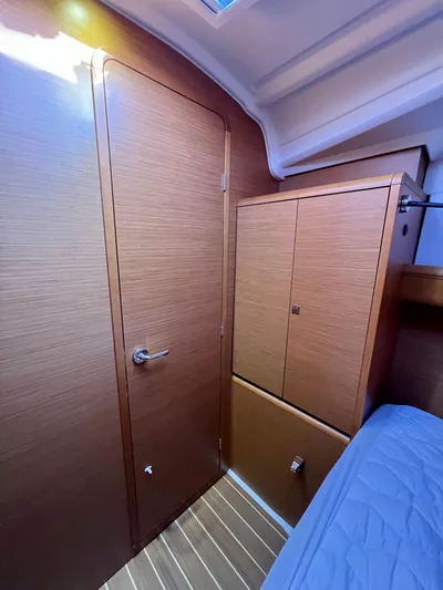 Falkor Yacht Photos Pics 