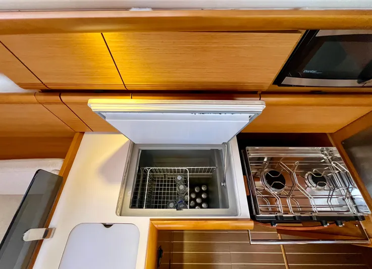 Falkor Yacht Photos Pics 