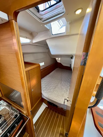 Falkor Yacht Photos Pics 