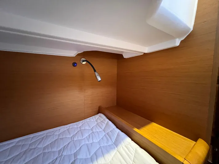 Falkor Yacht Photos Pics 