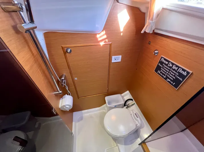 Falkor Yacht Photos Pics 