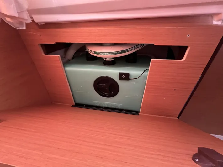 Falkor Yacht Photos Pics 