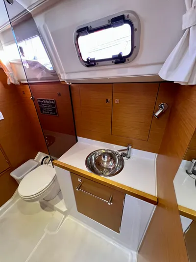 Falkor Yacht Photos Pics 