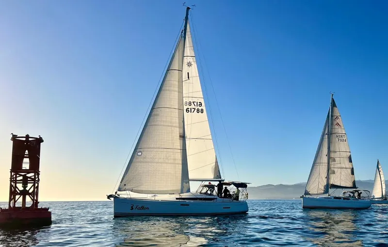 Falkor Yacht Photos Pics 