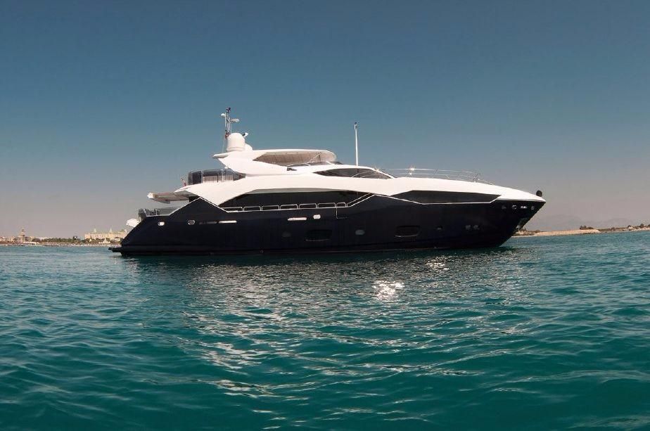 2011 Sunseeker 115 