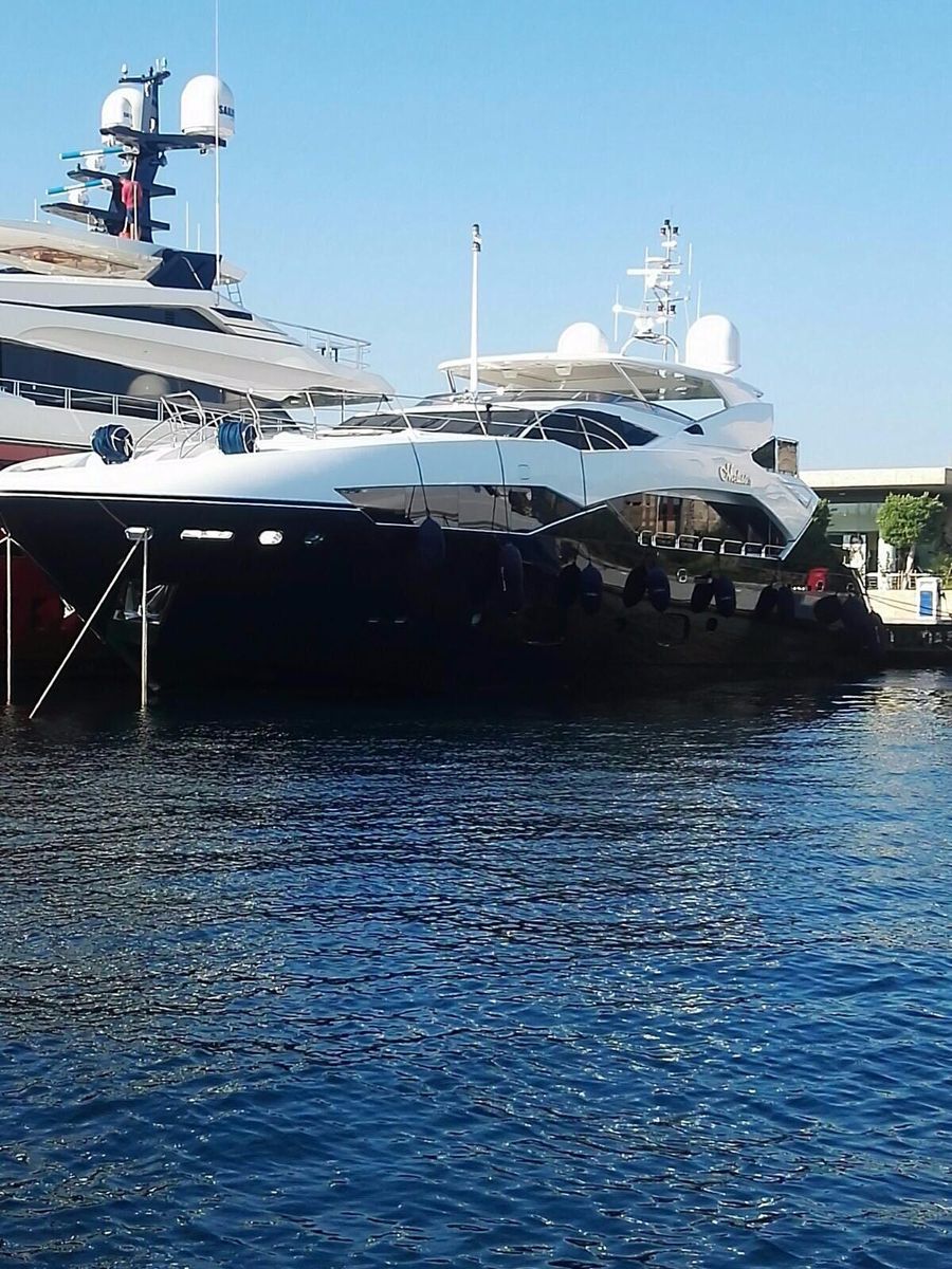 2011 Sunseeker 115 