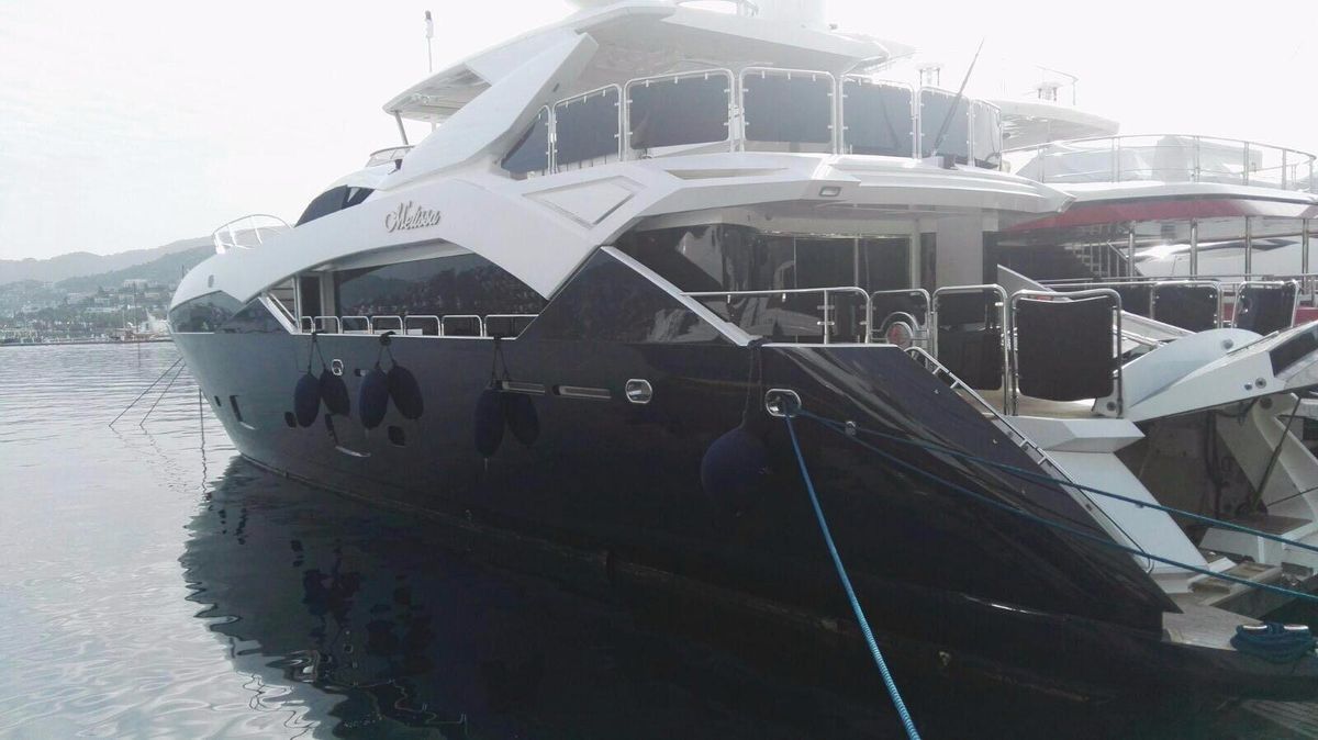 2011 Sunseeker 115 