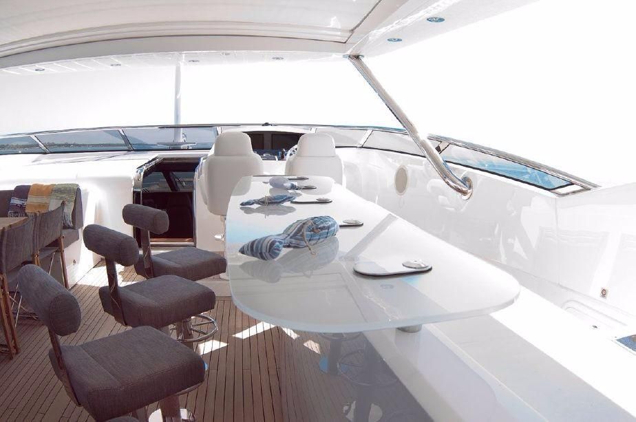 2011 Sunseeker 115 