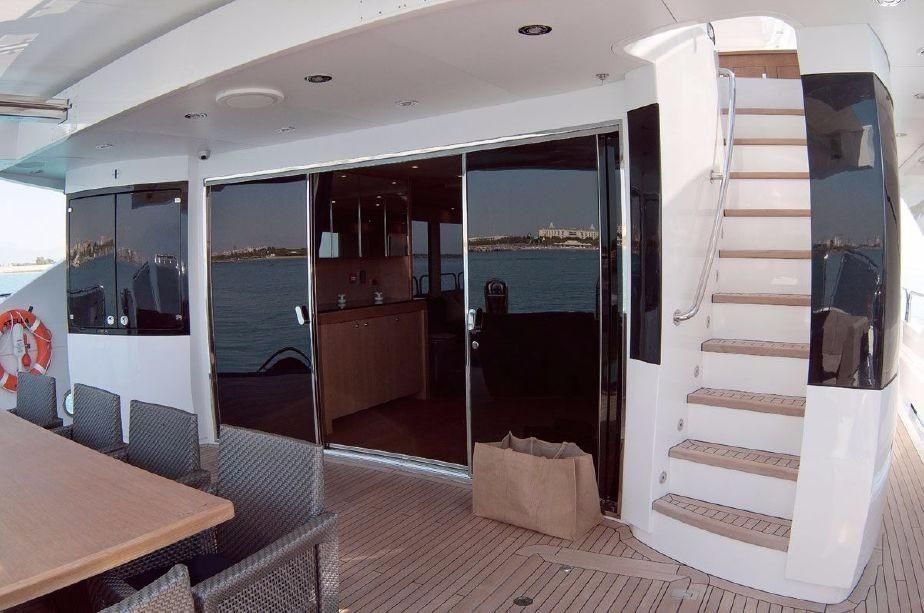2011 Sunseeker 115 