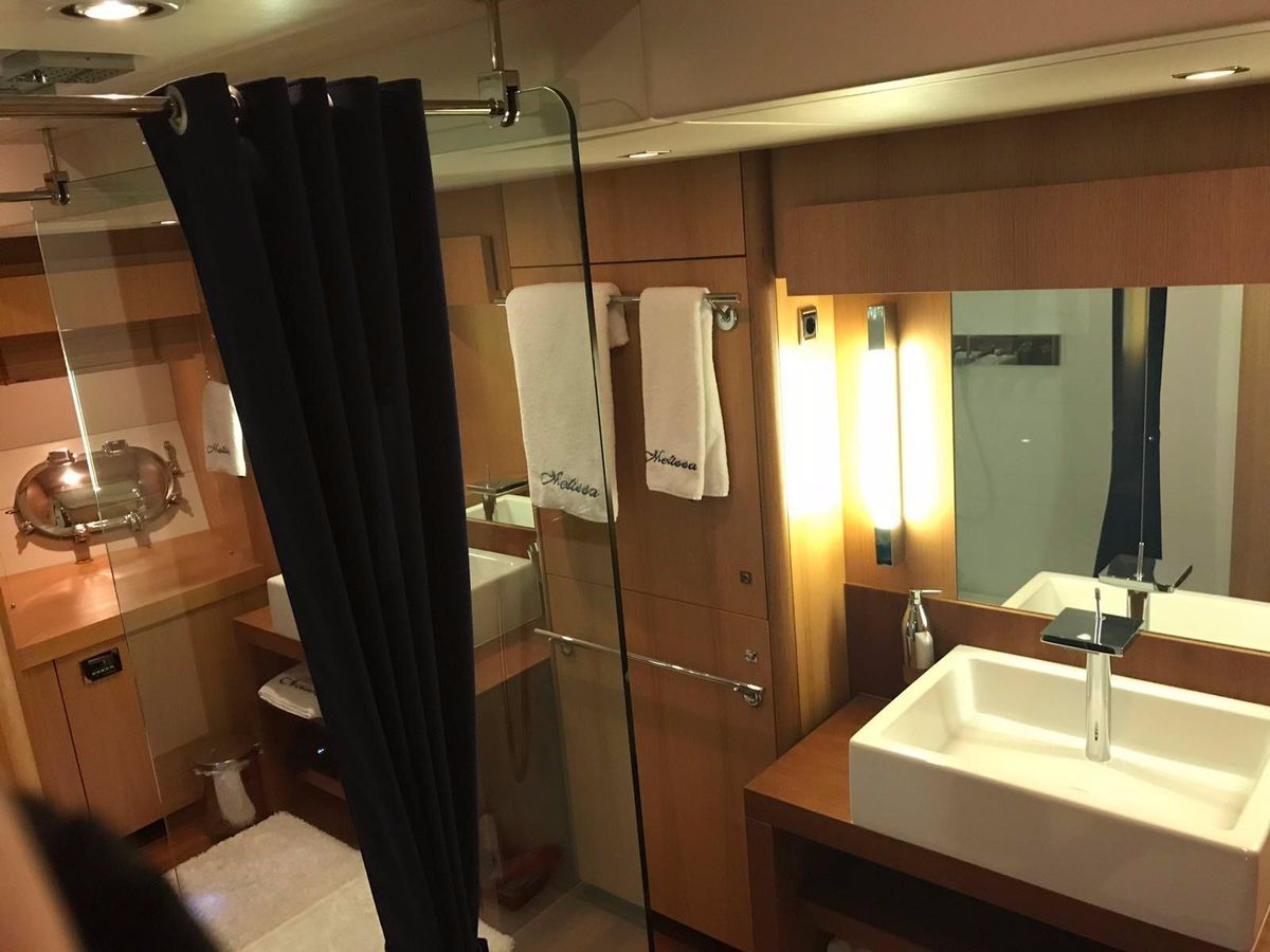 2011 Sunseeker 115 