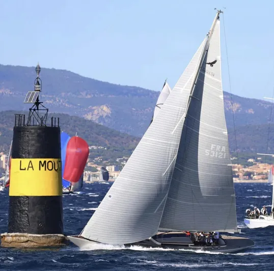 Quattre Quarts Trois Yacht Photos Pics Eagle 54