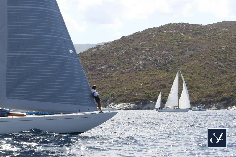 Quattre Quarts Trois Yacht Photos Pics Eagle 54