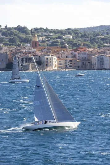 Quattre Quarts Trois Yacht Photos Pics Eagle 54