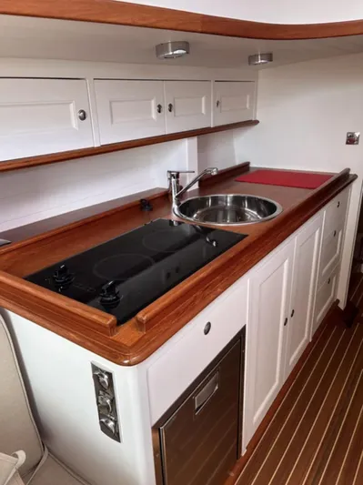 Quattre Quarts Trois Yacht Photos Pics Eagle 54