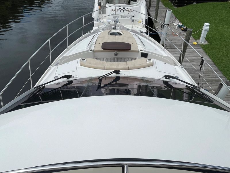 2015 Sea Ray L650 Fly