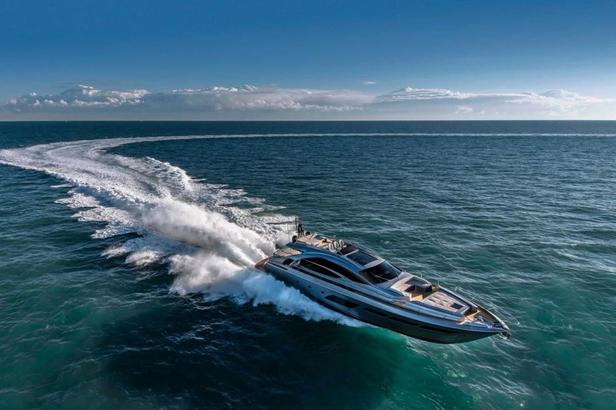 2021 Pershing 83 